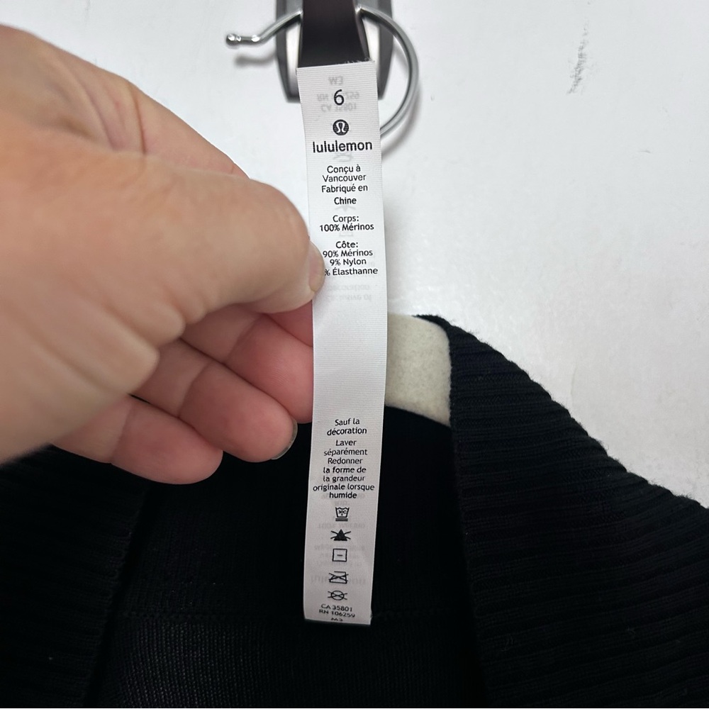 Lululemon Sit In Lotus Sweater Cardigan Wrap II Black Size 6 - Picture 6 of 11